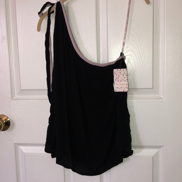 NWT Free People one shoulder tie top. - Picture 2 of 7